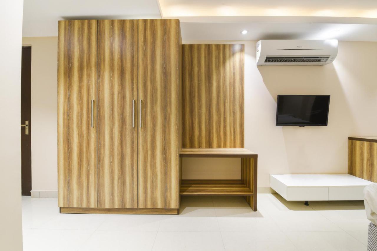 Treebo Iffco Chowk Gurgaon Exterior foto
