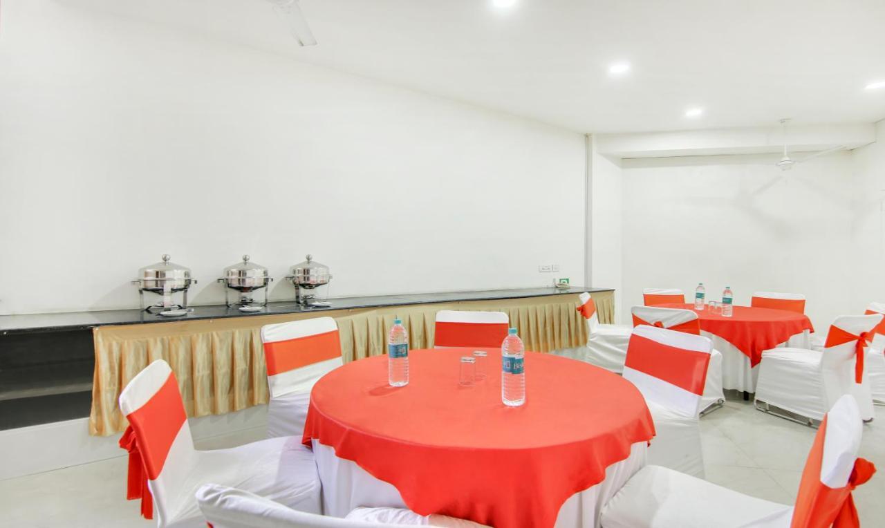 Treebo Iffco Chowk Gurgaon Exterior foto